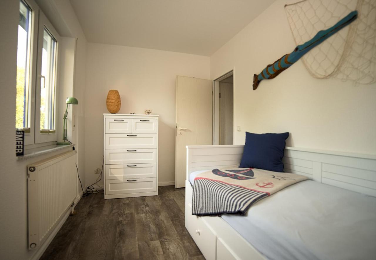Schoene Ferienwohnung Breege Luaran gambar